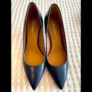Calvin Klein Leather Navy Pointed Toe Pumps. Like new condition!
